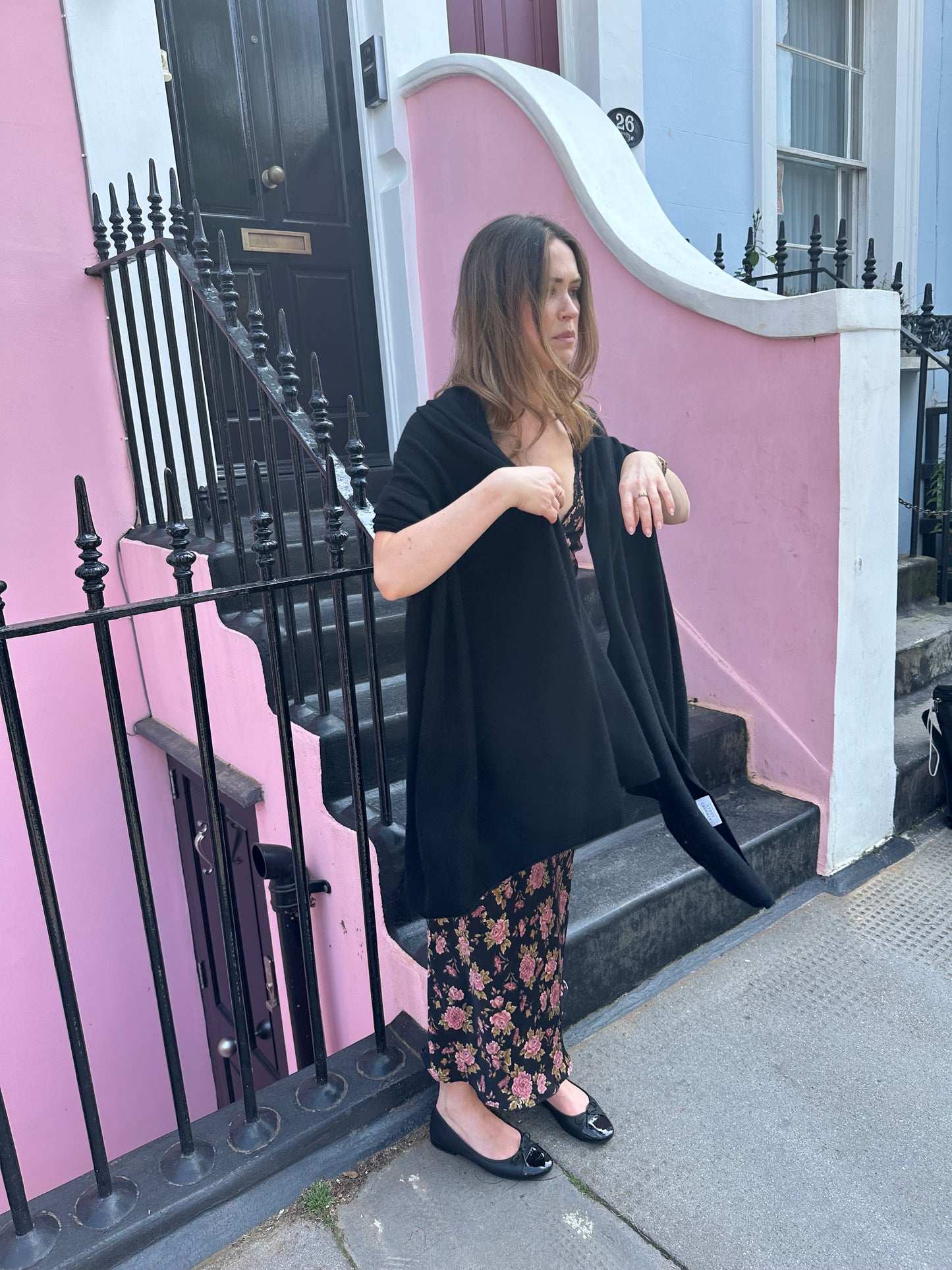 Essential Black Cashmere Travel Wrap