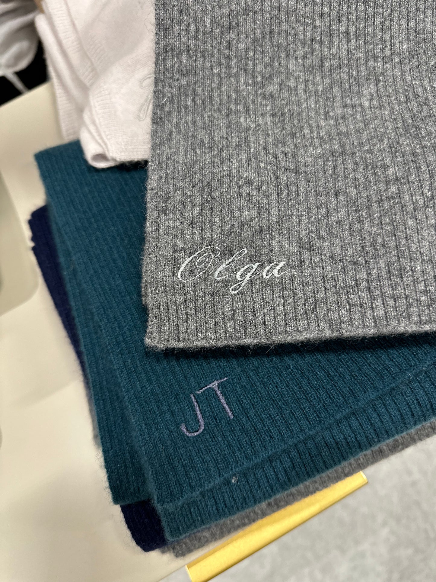 Men’s Ribbed 100% Cashmere Scarf