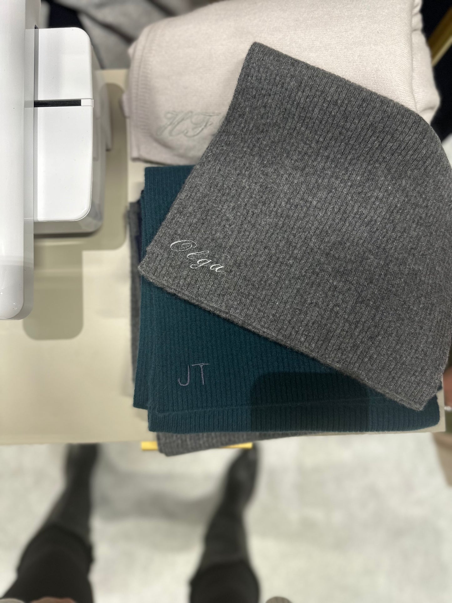 Men’s Ribbed 100% Cashmere Scarf