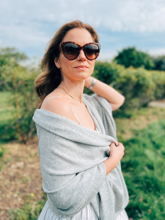 English Grey Travel Wrap