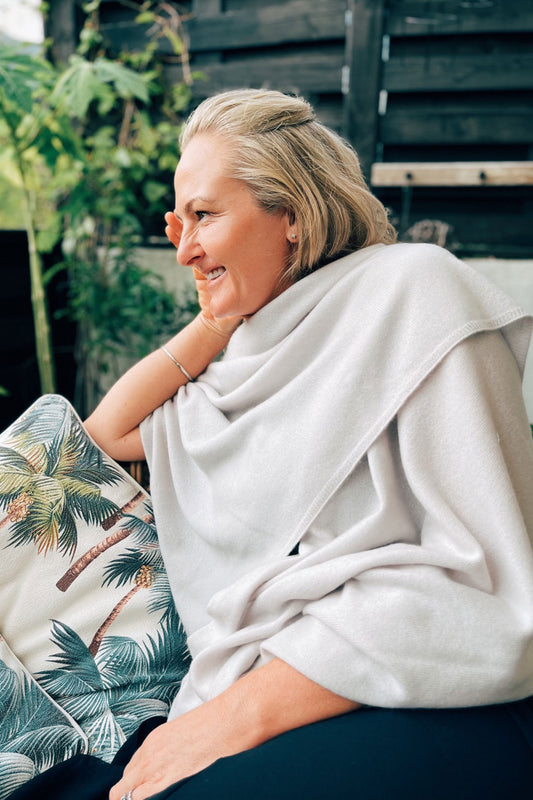 Stone Travel Wrap